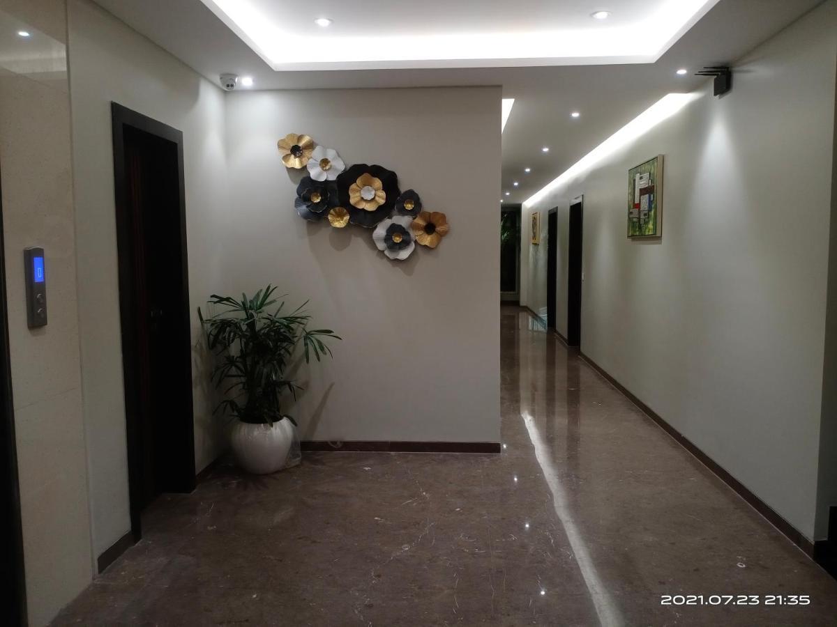 Hotel Royal Livin Варанаси Екстериор снимка